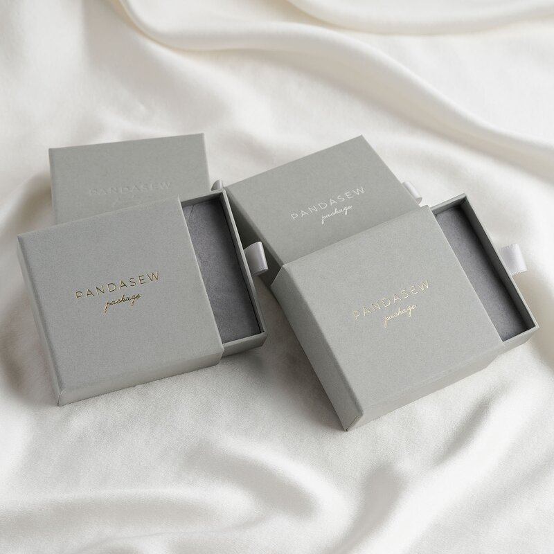 Jewelry Box Manufacturer - Custom Logo Luxury Paper Box & Microfiber Jewelry Pouch