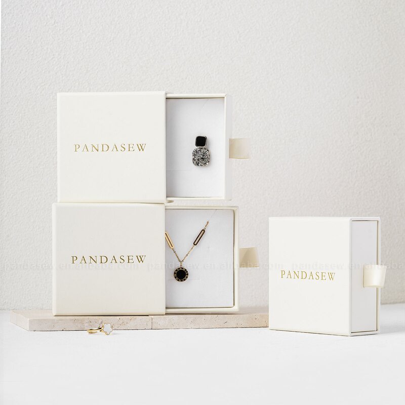 Jewelry Box Manufacturer - Custom Logo Beige Cardboard Bracelet Necklace Box Sponge