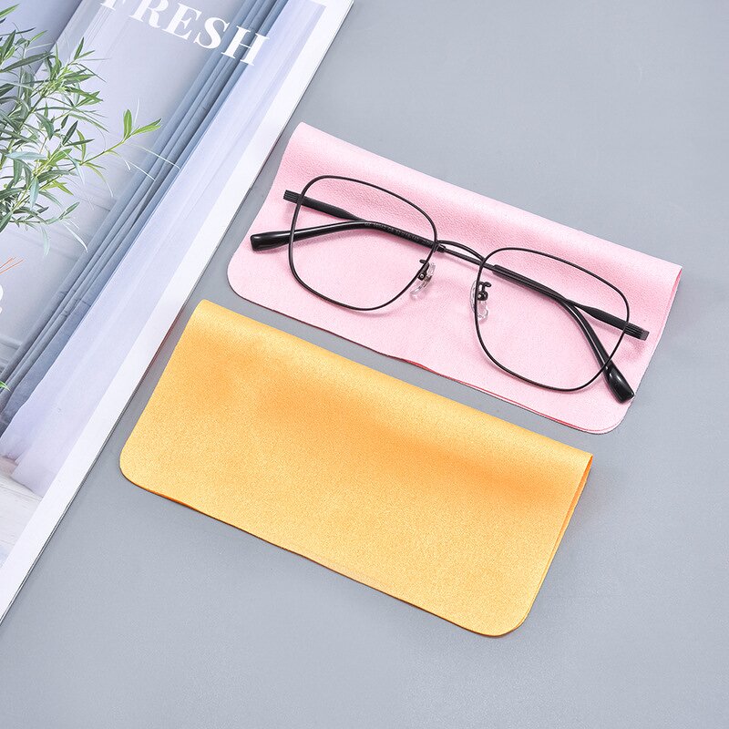 Eyewear Accessories Manufacturer - OMELLE Custom Cleaning Cloth Microfiber for Eyeglasses