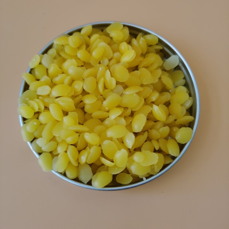 Beeswax - Manufacturer - Cosmetic-grade Yellow Natural Honey Bee Wax Bulk