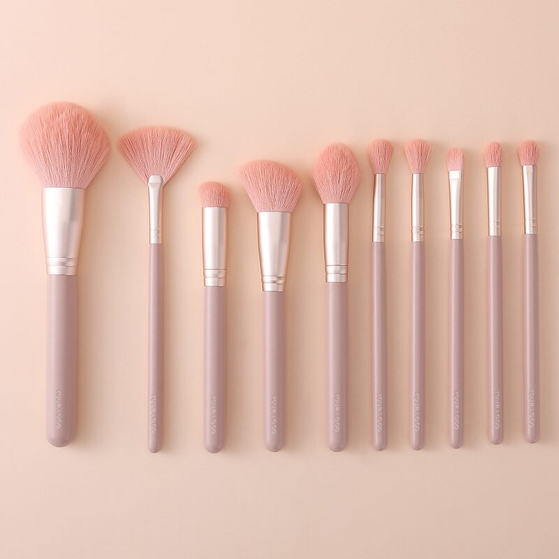 Foundation Brush - Manufacturer - Ultra-Soft Liquid Blending Bronzer Contour