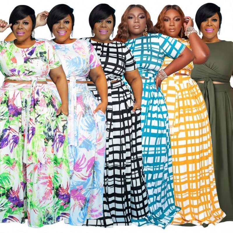 Two Piece Set Manufacturer - Plus Size Printed Crop Top & Skirt