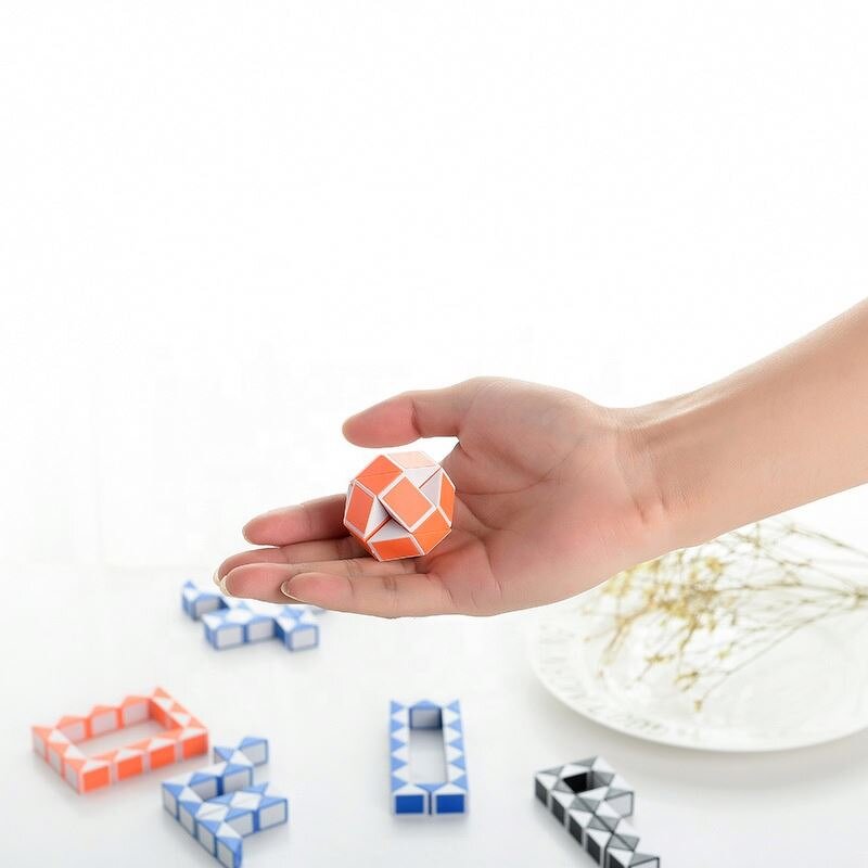 Puzzle Toy Manufacturer - 24 Sections Magic Rulers Twist Cube