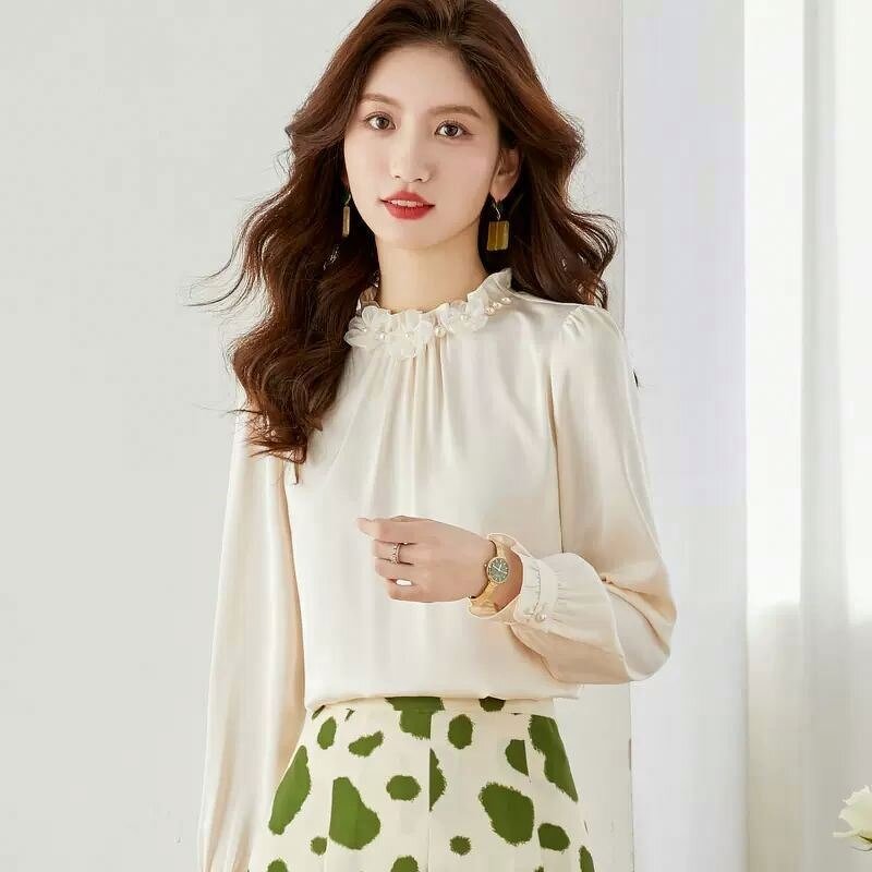 Blouse Manufacturer - Stand Collar Petal Satin Pleated Lace Pullover