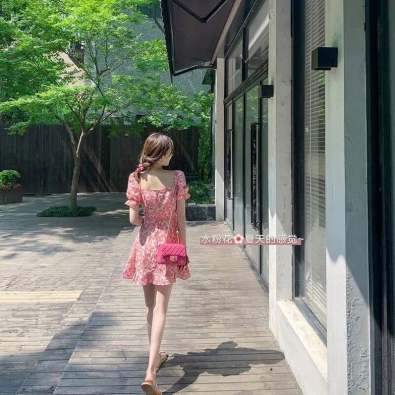 Dress Manufacturer - Floral Square Collar Bubble Sleeve Sweet