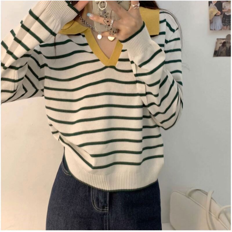 Knit Top Manufacturer - Striped Lapel V-Neck Black White