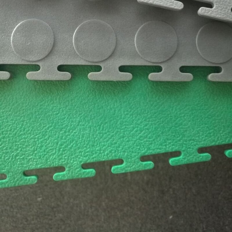 PVC Garage Tiles - Manufacturer - Warehouse Interlocking Waterproof Garage Use