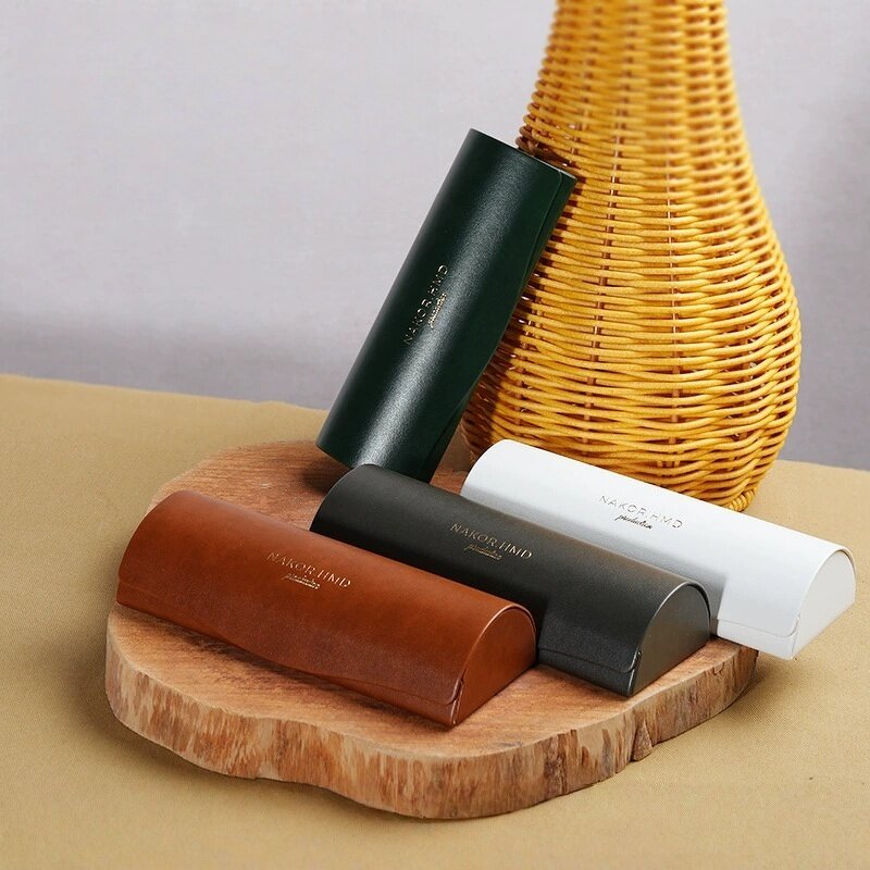 Glasses Case Manufacturer - Hot Sale Custom Logo Triangle Folded Design Pressure Prevention for Men Women