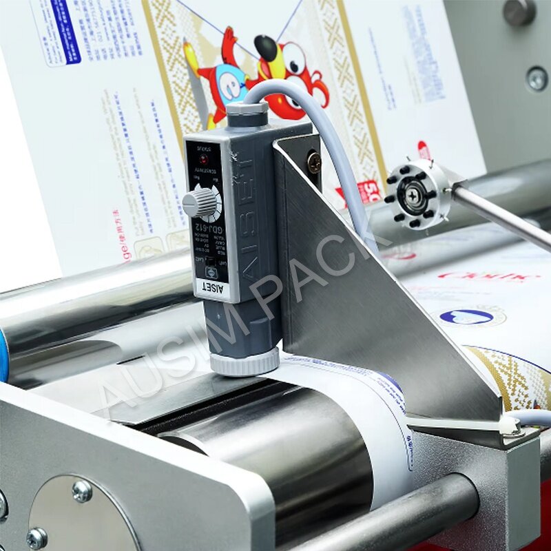Packaging Machine Manufacturer - Pillow Type for Small Round Cake Stick Sandwich Cookie Biscuit