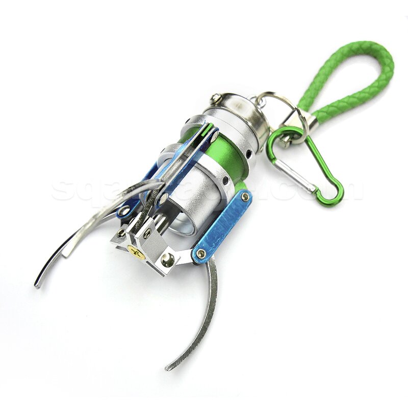 Claw Keychain Manufacturer - Creative Mini Crane Souvenir Toy Doll Pendant for Bag Decoration