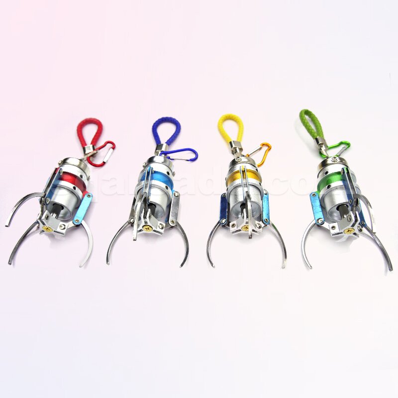 Claw Keychain Manufacturer - Creative Mini Crane Souvenir Toy Doll Pendant for Bag Decoration