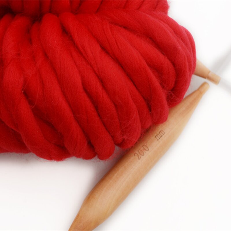 Super Bulky Wool Yarn - Manufacturer - Universal Arm Knitting Roving Dyed
