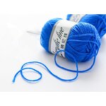 Acrylic yarn