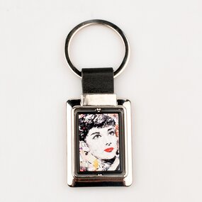 Hot Customized Color Zinc Alloy Metal Keychain Luxury Fashion Trend Promotional Gift Key Ring with Double-sided Printing