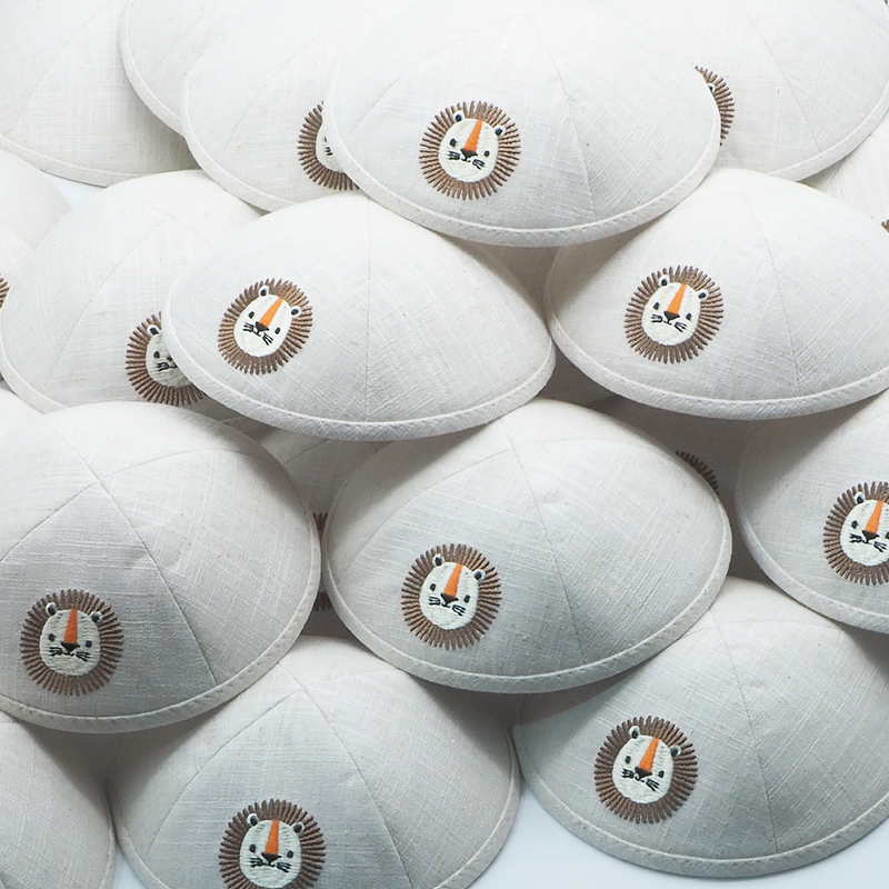 Kippah Manufacturer - White Linen Lion Embroidery for Bar Mitzvah Judaica Gift