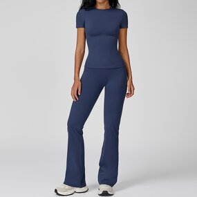 Yoga Suit Manufacturer - 2-Piece Slim-Fit Top with High-Quality Flared Trousers