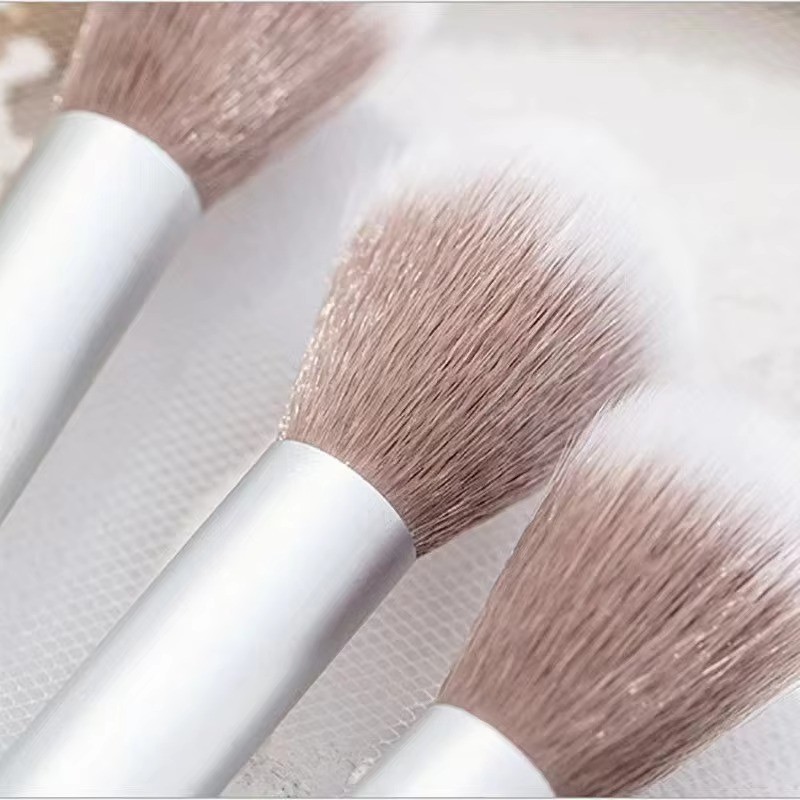 Single Makeup Brush Manufacturer - OEM Soft Vegetarian Hair Foundation Brush