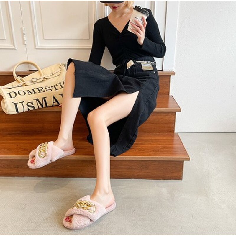 Home Slippers Manufacturer - Round Head Thick Soled One Line Plush Metal Chain Cotton