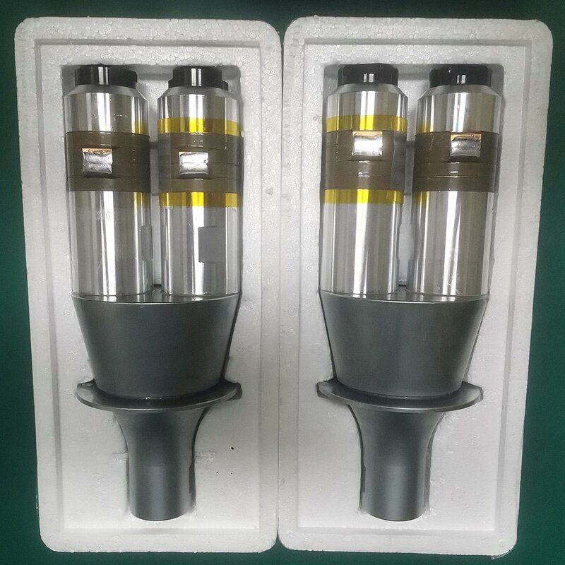 Ultrasonic Welding Machine Manufacturer - 15kHz with Transducer Booster and Welding Horn