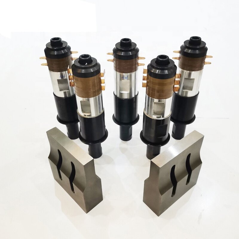 Ultrasonic Welding Machine Manufacturer - 20khz/2000W 2600W with Generator Transducer Horn 110*20mm