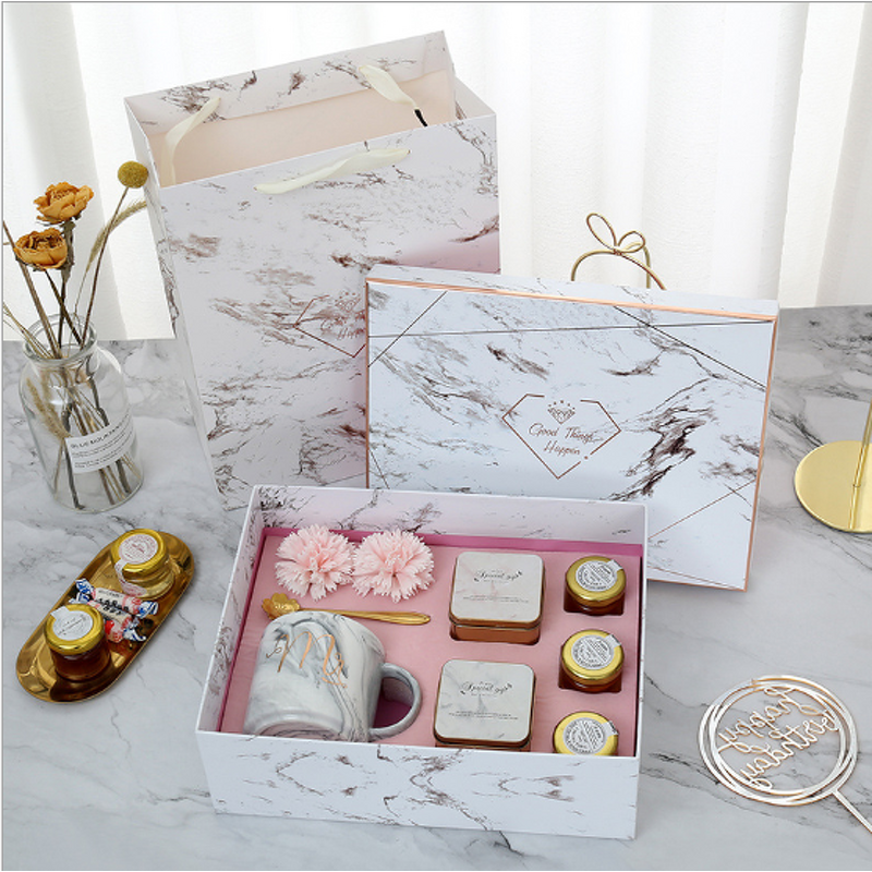 Gift Box - Manufacturer - Rigid Cardboard - Matt Lamination - Valentine Christmas - Cosmetic Packaging