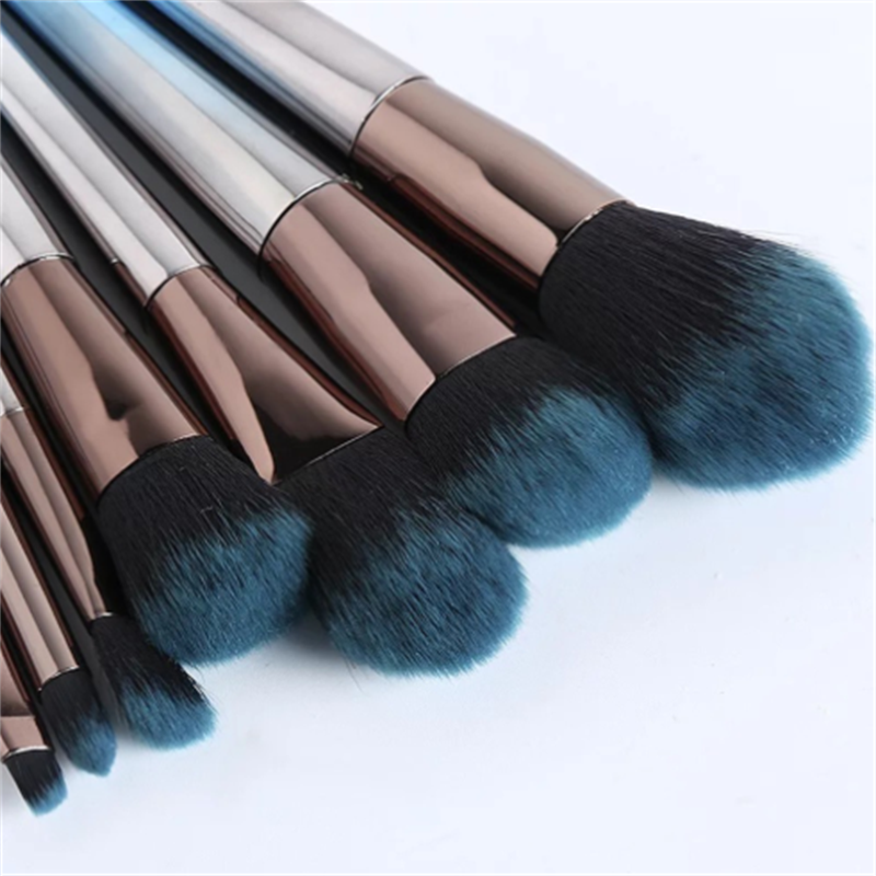 Cosmetic Flat Brush Manufacturer - OEM Professionally Designed 7pcs Bi-Color Set