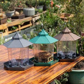 Bird Drinker Manufacturer - Parrot Drinkers - Bird Supplies - Cage Use