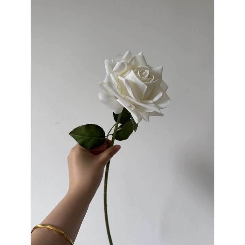 Artificial Rose Manufacturer - Dalian Chermy New Arrival Real Touch White Latex Medium Size