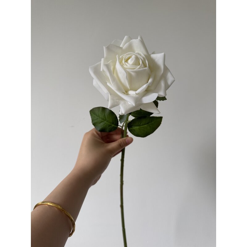 Artificial Rose Manufacturer - Dalian Chermy New Arrival Real Touch White Latex Medium Size