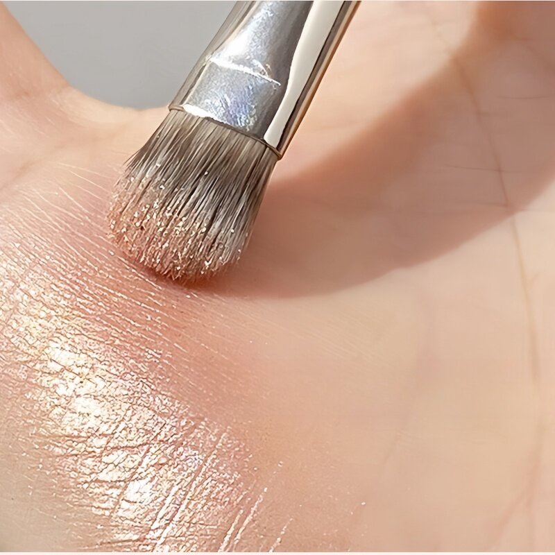 Eyeshadow Brush Manufacturer - New Style Custom Logo Synthetic Wood Handle with Soft Black Hair for Large