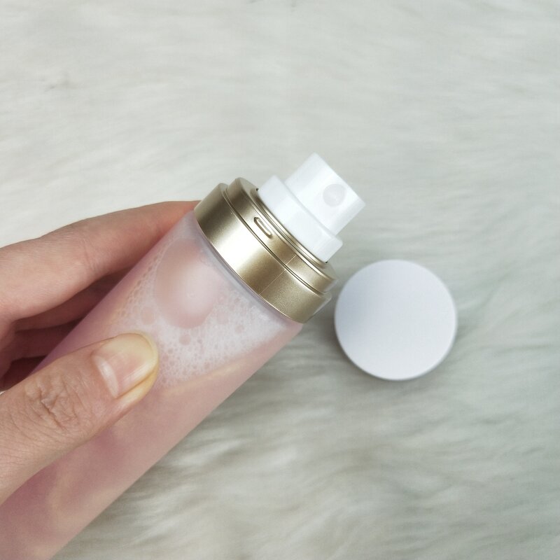 Setting Spray Manufacturer - Professional, Matte Shimmer & Dewy Finish, Long-Lasting Oil-Control, Private Label