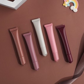 Lip Gloss Factory - OEM Custom Logo Vegan Organic Peptide Nourishing Gloss