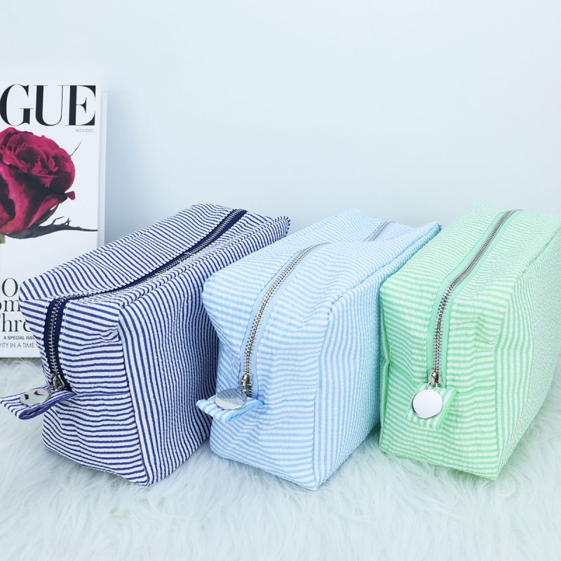 Cosmetic Bag Supplier - OEM Custom Logo Striped Seersucker Travel Organizer