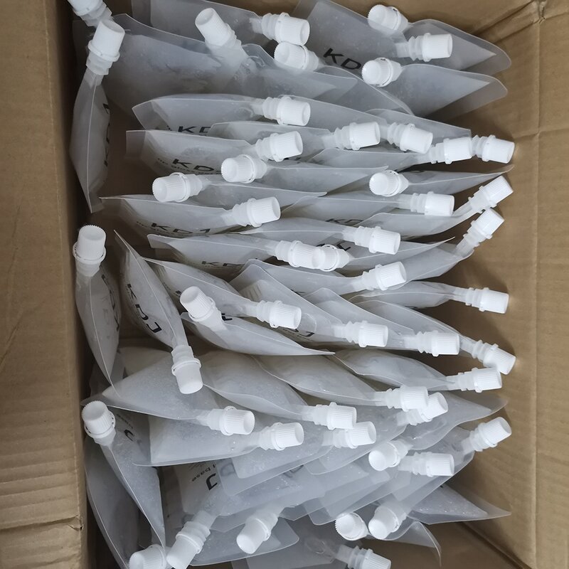 Lip Gloss Manufacturer - Wholesale 50ml 100ml 200ml Color Changing Base Gel