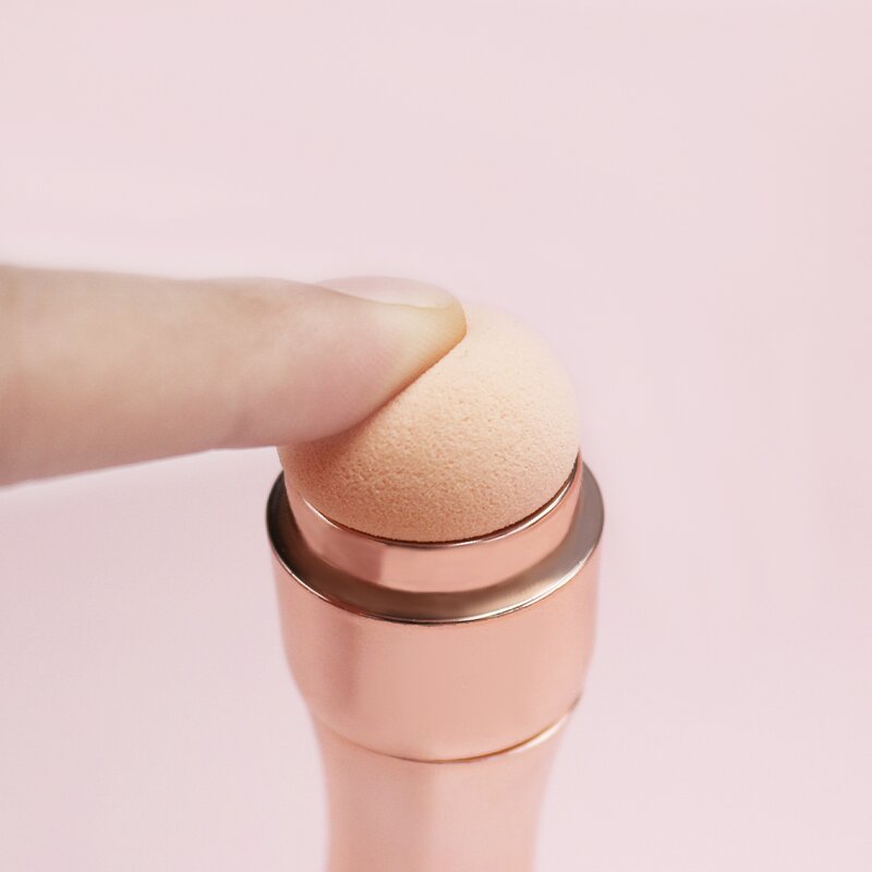 Makeup Brush Set Manufacturer - 4 in 1 Retractable for Eyeshadow Lip Concealer Blush Foundation