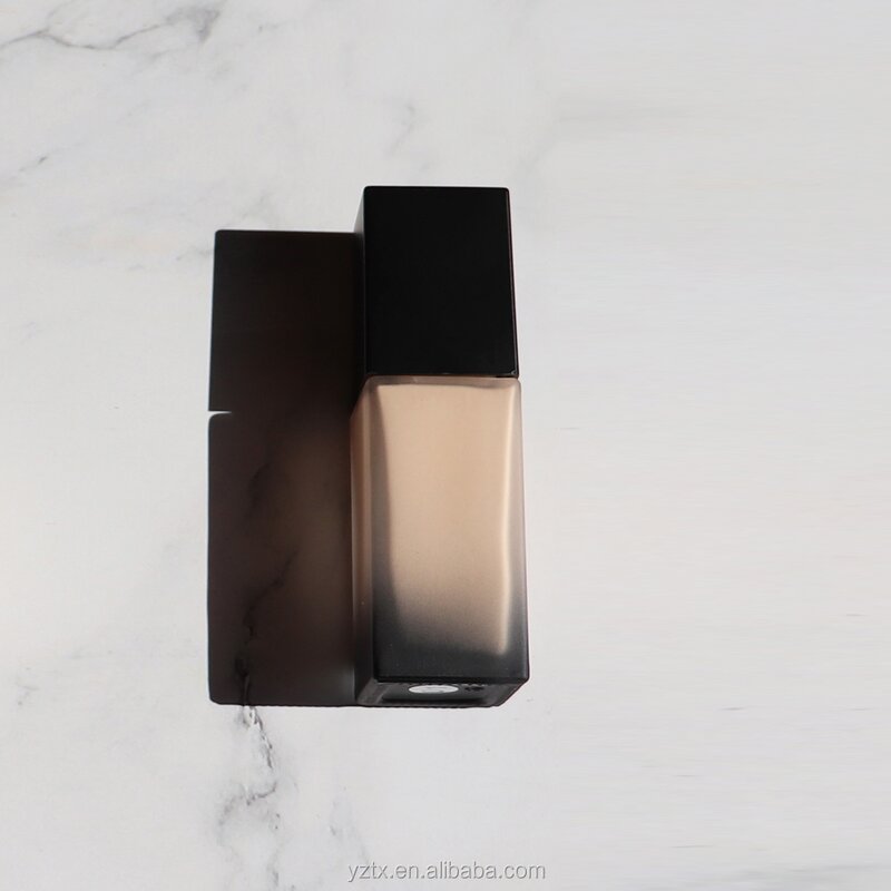 Foundation Liquid Manufacturer - Quick Customization Oil Control - Lighten Skin Tone