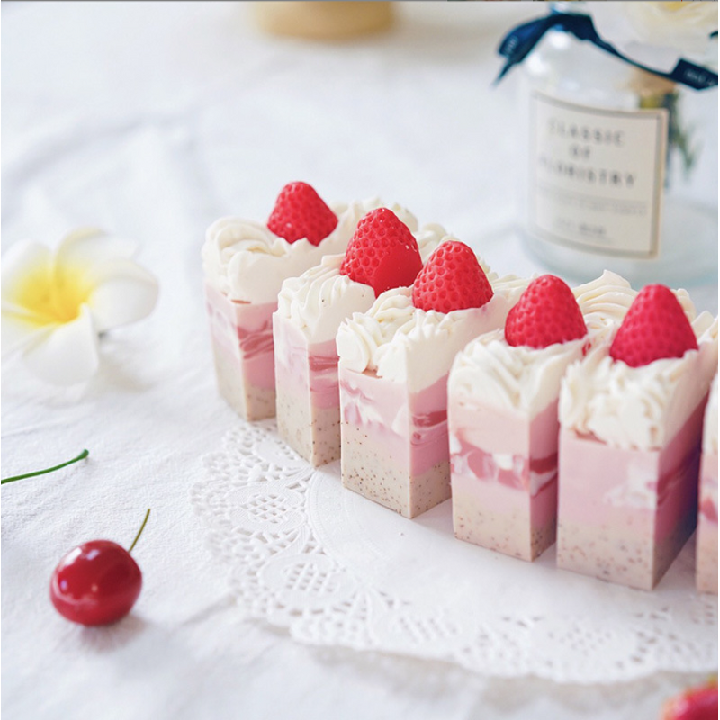 Soap Base Manufacturer - Organic Sweet Almond Oil Goat Milk for Handmade Soap & Private Label