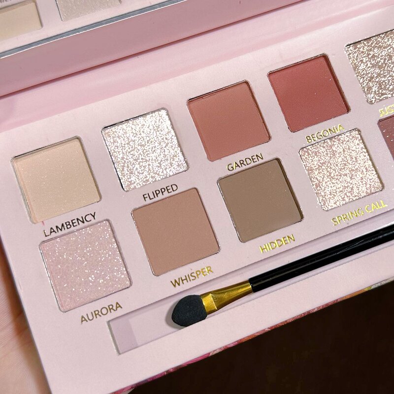 Eyeshadow Palette - 12-Color Begonia Oil Painting Matte Pearlescent Earth