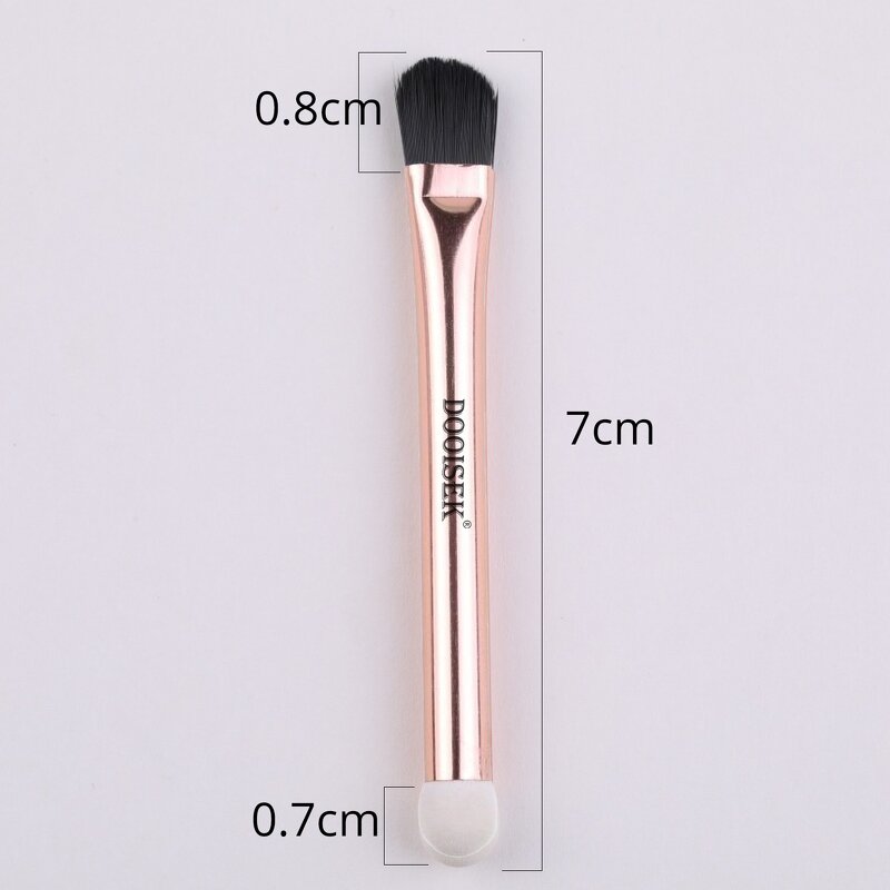 Makeup Brushes Manufacturer - 12-Piece with Plastic Handle for Face