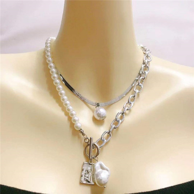 Script Name Necklace Factory - OEM Gold Letter Monogram Pendant Alphabet Necklace