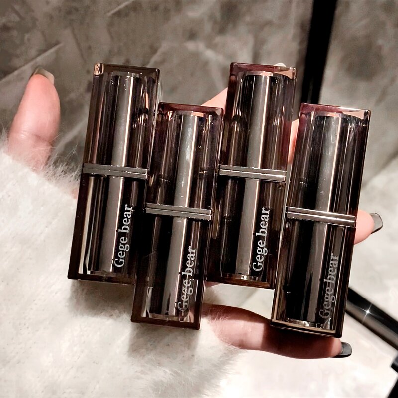 Lip Gloss Manufacturer - Matte Nude Color Lasting Moisturizing Waterproof & Customizable