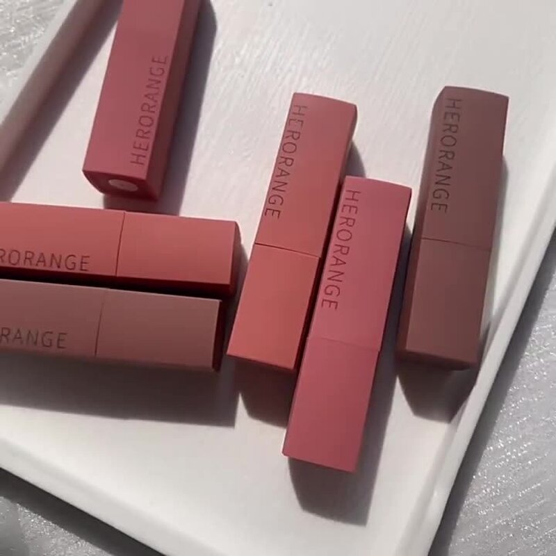 Lip Balm Manufacturer - Lip Mud Durable Not-Easy-to-Fade Velvet Matte Lip Gloss & Lipstick in One Moisturizing