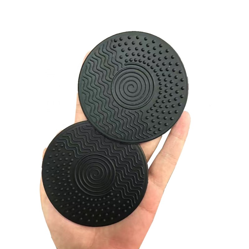 Makeup Brush Mat Manufacturer - Professional 8cm Round Cleaning Pad