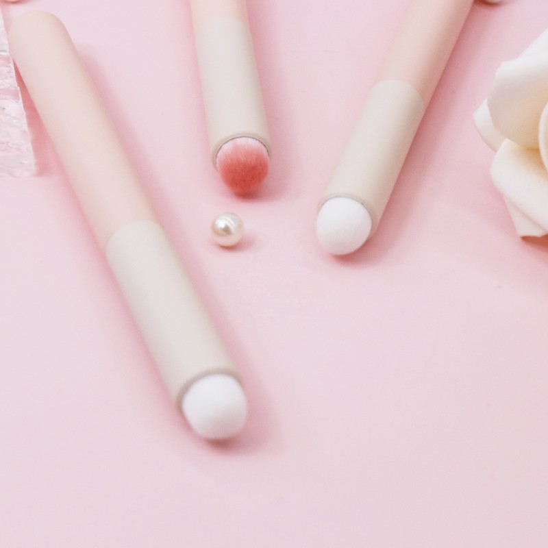 Lip Brush Factory - Custom Baby Pink Round Wood Handle Stick