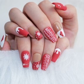 Press on Nails Supplier - Christmas Hand Painted Fake Nails