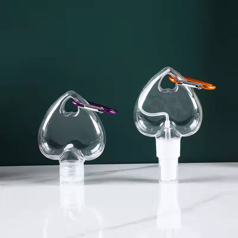 Keychain Spray Bottle Manufacturer - 30ml 50ml Plastic Heart Alcohol Spray with Carabiner Holder