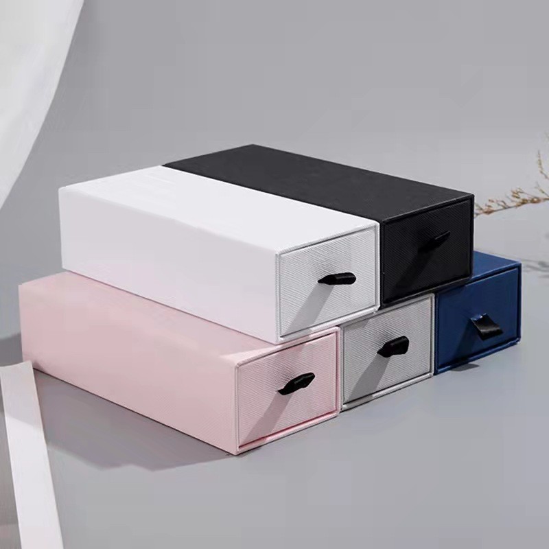 Magnetic Gift Box Manufacturer - High Quality Hand Made Luxury Cardboard Magnetic Closure Box