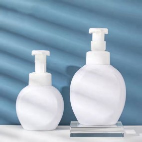 Foaming Bottle Supplier - 300ml 500ml PET White Empty Cosmetic Plastic Flat Foam Pump