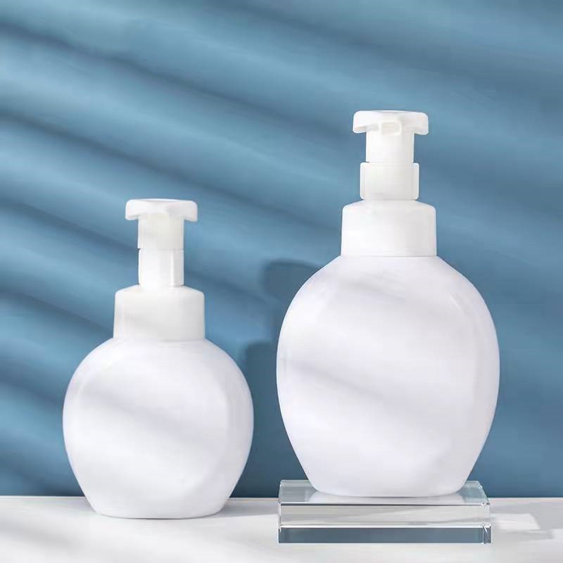 Foaming Bottle Supplier - 300ml 500ml PET White Empty Cosmetic Plastic Flat Foam Pump
