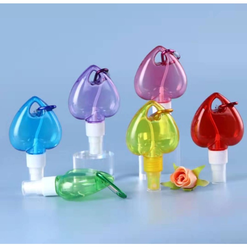 Keychain Spray Bottle Manufacturer - 30ml 50ml Plastic Heart Alcohol Spray with Carabiner Holder